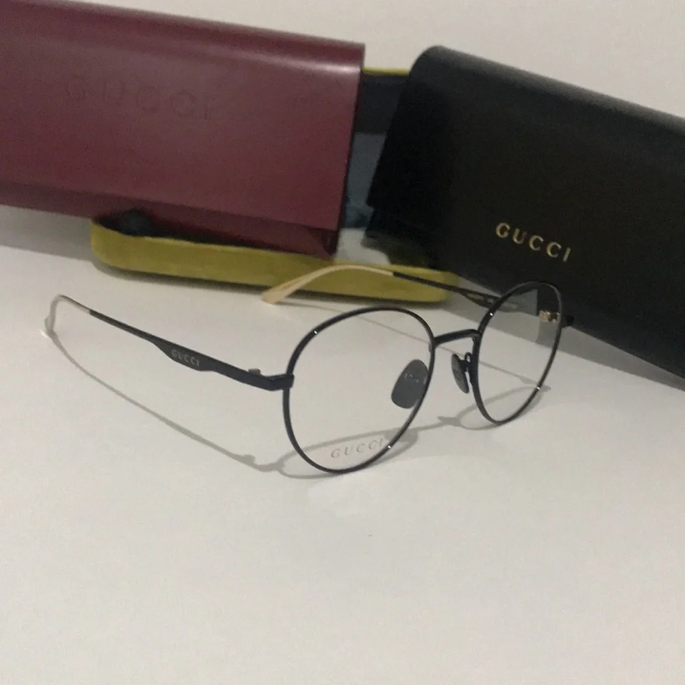 New Authentic Gucci Round Metal Eyeglasses in Black